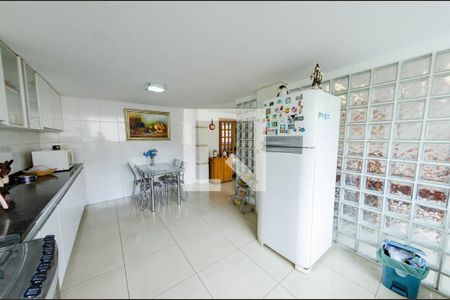 Casa à venda com 300m², 5 quartos e 2 vagasCozinha