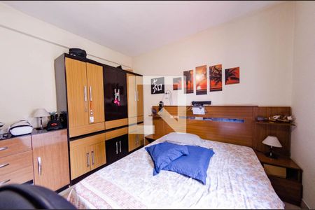 Casa à venda com 300m², 5 quartos e 2 vagasSuíte 2