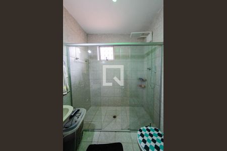 Casa à venda com 300m², 5 quartos e 2 vagasSuíte banheiro 2