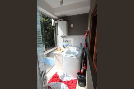 Casa de condomínio à venda com 263m², 3 quartos e 2 vagas Casa de condomínio à venda com 263m², 3 quartos e 2 vagasÁrea de Serviço