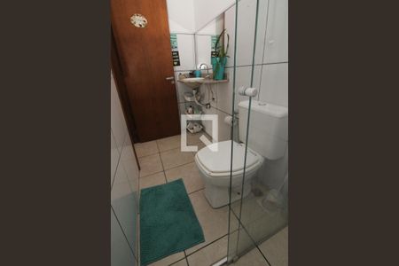 Casa de condomínio à venda com 263m², 3 quartos e 2 vagas Casa de condomínio à venda com 263m², 3 quartos e 2 vagasBanheiro 2