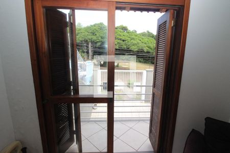 Vista da Sala de Estar de casa de condomínio para alugar com 3 quartos, 263m² em Campo Novo, Porto Alegre
