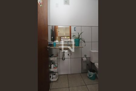 Casa de condomínio à venda com 263m², 3 quartos e 2 vagas Casa de condomínio à venda com 263m², 3 quartos e 2 vagasBanheiro 2