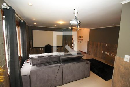 Casa de condomínio à venda com 263m², 3 quartos e 2 vagas Casa de condomínio à venda com 263m², 3 quartos e 2 vagasSala de TV