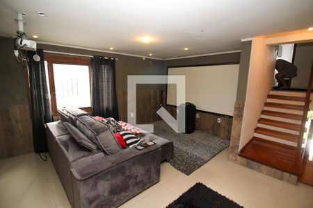 Casa de condomínio à venda com 263m², 3 quartos e 2 vagas Casa de condomínio à venda com 263m², 3 quartos e 2 vagasSala de TV