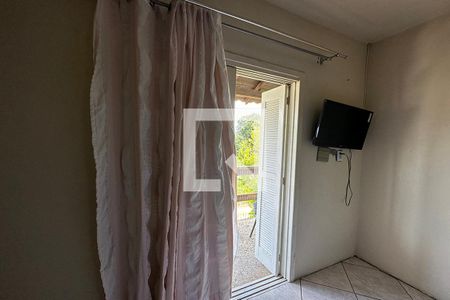 Casa à venda com 480m², 4 quartos e 4 vagasPorta Janela do Quarto 1