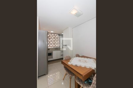 Apartamento à venda com 63m², 2 quartos e 1 vagaCozinha e Área de Serviço
