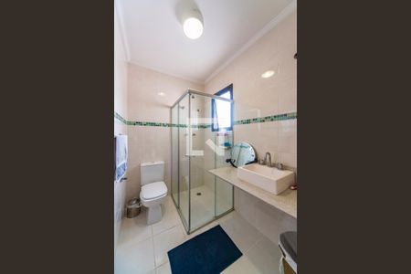 Apartamento à venda com 210m², 3 quartos e 3 vagasBanheiro do Quarto 2