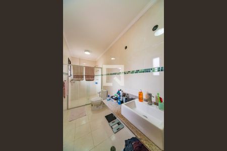 Apartamento à venda com 210m², 3 quartos e 3 vagasBanheiro do Quarto 3