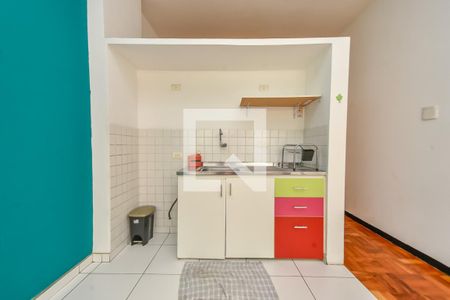 Sala/Cozinha de kitnet/studio à venda com 1 quarto, 42m² em República, São Paulo