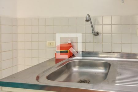 Sala/Cozinha de kitnet/studio à venda com 1 quarto, 42m² em República, São Paulo