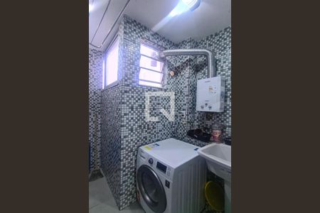 Apartamento à venda com 100m², 2 quartos e 1 vagaÁrea de Serviço