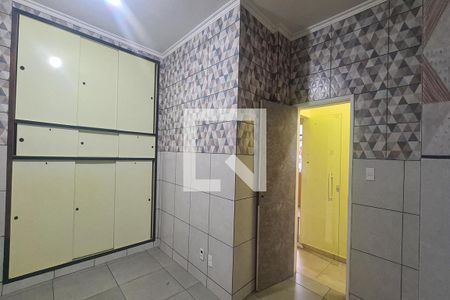 Apartamento à venda com 100m², 2 quartos e 1 vagaCozinha