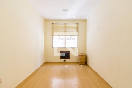 Dormitório 2 de apartamento à venda com 2 quartos, 54m² em Medianeira, Porto Alegre