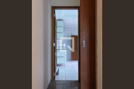 Casa para alugar com 130m², 3 quartos e 3 vagasCorredor acesso cozinha