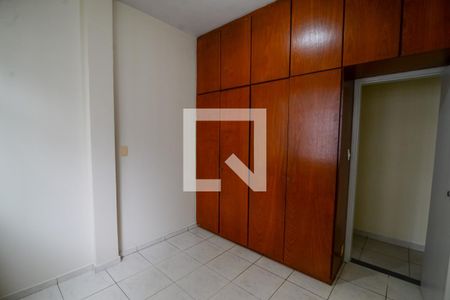 Quarto 1 de apartamento para alugar com 2 quartos, 73m² em Grajaú, Rio de Janeiro