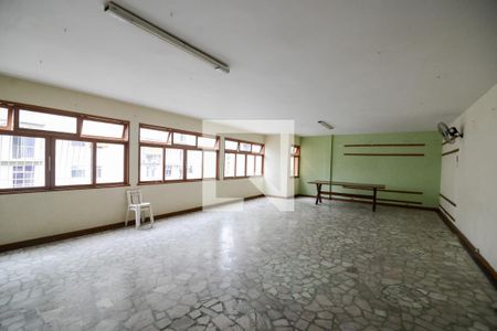 Apartamento para alugar com 73m², 2 quartos e sem vagaÁrea comum - Salão de festas