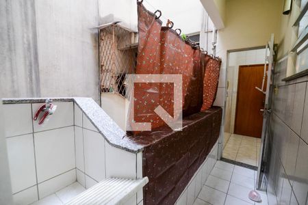 Apartamento para alugar com 73m², 2 quartos e sem vagaÁrea de Serviço