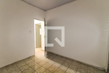 Quarto 1 de casa para alugar com 2 quartos, 50m² em Vila Invernada, São Paulo