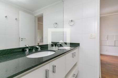 Apartamento à venda com 98m², 2 quartos e 2 vagas Apartamento à venda com 98m², 2 quartos e 2 vagasBanheiro da Suíte 1