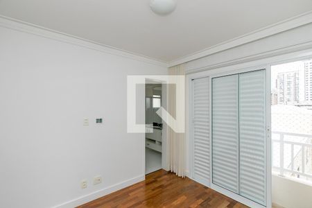 Apartamento à venda com 98m², 2 quartos e 2 vagas Apartamento à venda com 98m², 2 quartos e 2 vagasSuíte 1