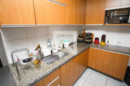 Apartamento à venda com 248m², 3 quartos e 1 vagaCozinha