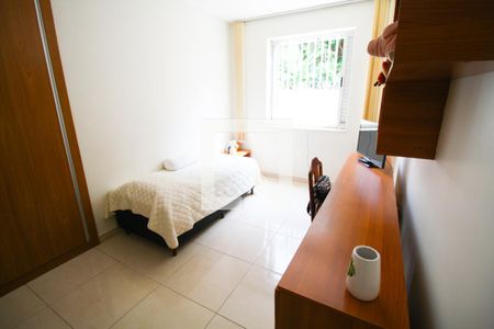 Apartamento à venda com 248m², 3 quartos e 1 vagaquarto