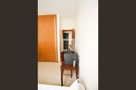 Apartamento à venda com 248m², 3 quartos e 1 vagaquarto 2