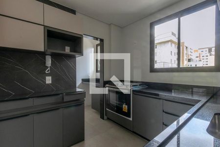 Apartamento à venda com 87m², 3 quartos e 2 vagasCozinha