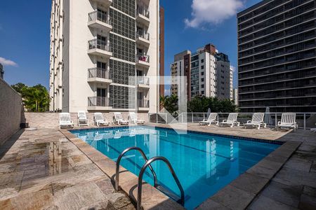Apartamento para alugar com 40m², 1 quarto e 1 vagaPiscina
