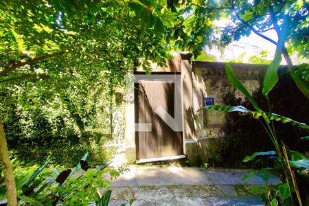 Casa para alugar com 230m², 4 quartos e 2 vagas Casa para alugar com 230m², 4 quartos e 2 vagasHall de entrada