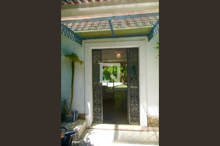 Casa para alugar com 230m², 4 quartos e 2 vagas Casa para alugar com 230m², 4 quartos e 2 vagasJardim