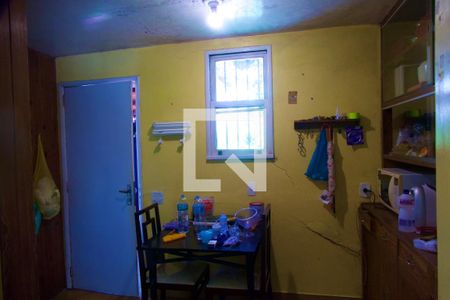 Casa para alugar com 230m², 4 quartos e 2 vagas Casa para alugar com 230m², 4 quartos e 2 vagasCopa / Cozinha