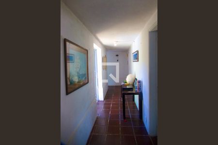 Casa para alugar com 230m², 4 quartos e 2 vagas Casa para alugar com 230m², 4 quartos e 2 vagasCorredor