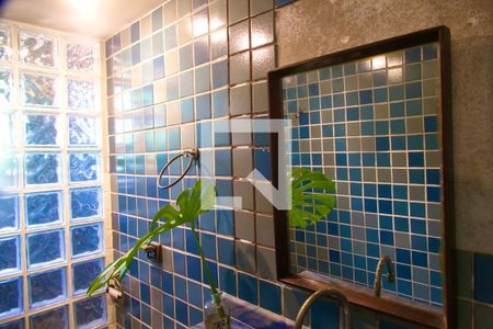 Casa para alugar com 230m², 4 quartos e 2 vagas Casa para alugar com 230m², 4 quartos e 2 vagasBanheiro social