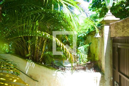 Casa para alugar com 230m², 4 quartos e 2 vagas Casa para alugar com 230m², 4 quartos e 2 vagasJardim