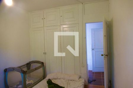 Casa para alugar com 230m², 4 quartos e 2 vagas Casa para alugar com 230m², 4 quartos e 2 vagasQuarto