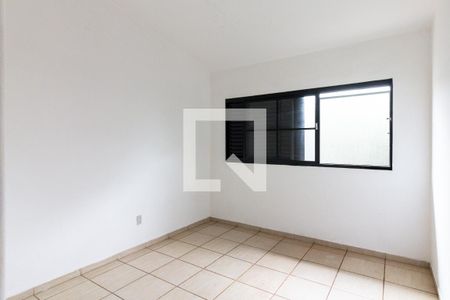 Casa para alugar com 100m², 2 quartos e 2 vagasQuarto 1