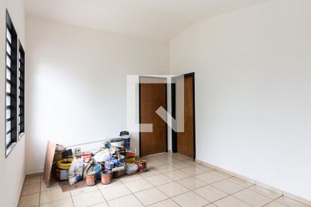 Casa para alugar com 100m², 2 quartos e 2 vagas Casa para alugar com 100m², 2 quartos e 2 vagasSala