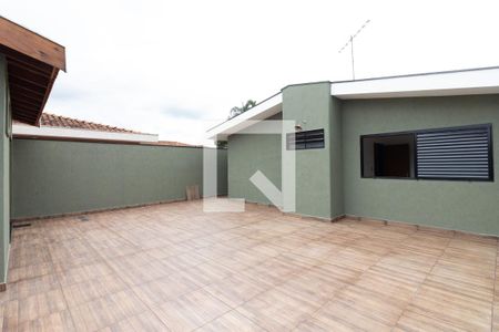 Casa para alugar com 100m², 2 quartos e 2 vagas Casa para alugar com 100m², 2 quartos e 2 vagasQuintal