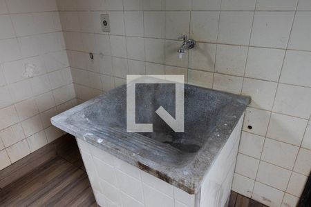 Casa para alugar com 100m², 2 quartos e 2 vagas Casa para alugar com 100m², 2 quartos e 2 vagasTanue