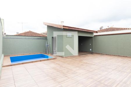 Casa para alugar com 100m², 2 quartos e 2 vagas Casa para alugar com 100m², 2 quartos e 2 vagasQuintal