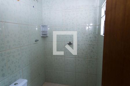 Casa à venda com 50m², 2 quartos e sem vaga Casa à venda com 50m², 2 quartos e sem vagaBanheiro