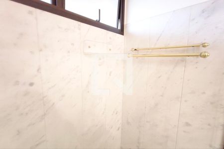 Apartamento à venda com 639m², 4 quartos e 4 vagasBanheiro suíte 3