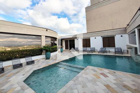 Apartamento à venda com 639m², 4 quartos e 4 vagasÁrea comum - Piscina