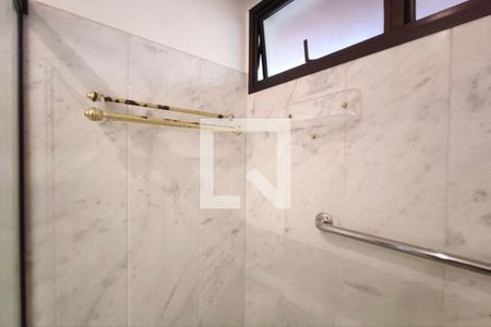 Apartamento à venda com 639m², 4 quartos e 4 vagasBanheiro suíte 2