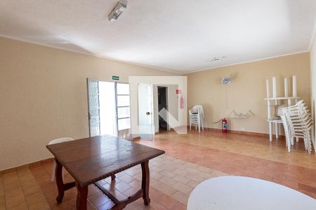 Apartamento para alugar com 57m², 2 quartos e 1 vagaÁrea comum - Salão de festas