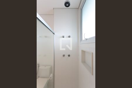 Apartamento à venda com 339m², 3 quartos e 5 vagas Apartamento à venda com 339m², 3 quartos e 5 vagasBanheiro da Suíte 1