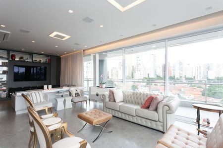 Apartamento à venda com 339m², 3 quartos e 5 vagas Apartamento à venda com 339m², 3 quartos e 5 vagasSala