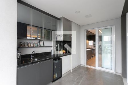 Apartamento à venda com 339m², 3 quartos e 5 vagas Apartamento à venda com 339m², 3 quartos e 5 vagasChurrasqueira